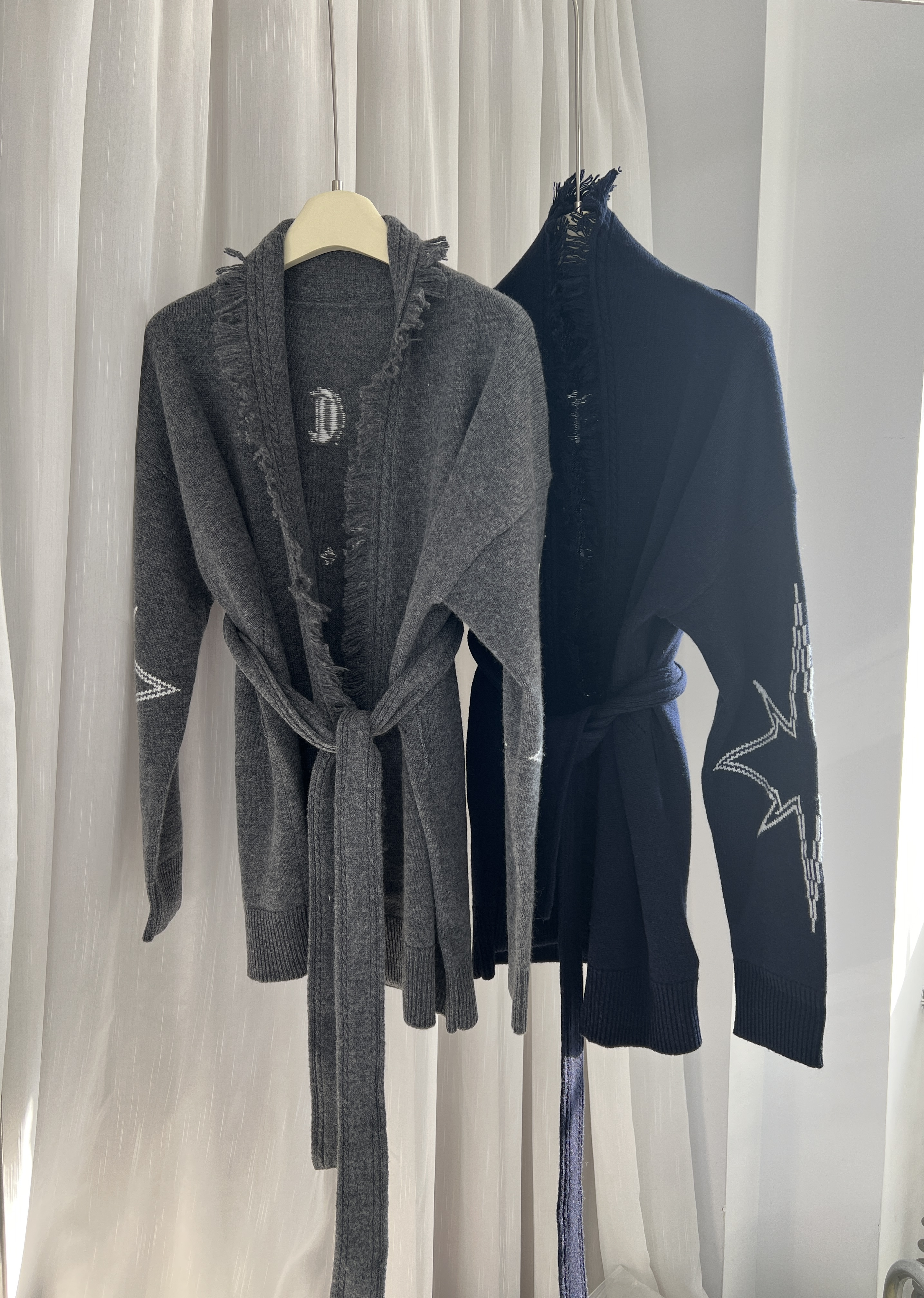 693 자 볼 ZAD Alpa Fringe 가디건