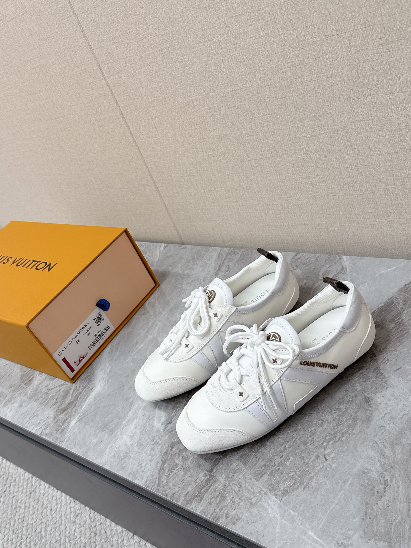 370 루이 LOU LV 스니커리나